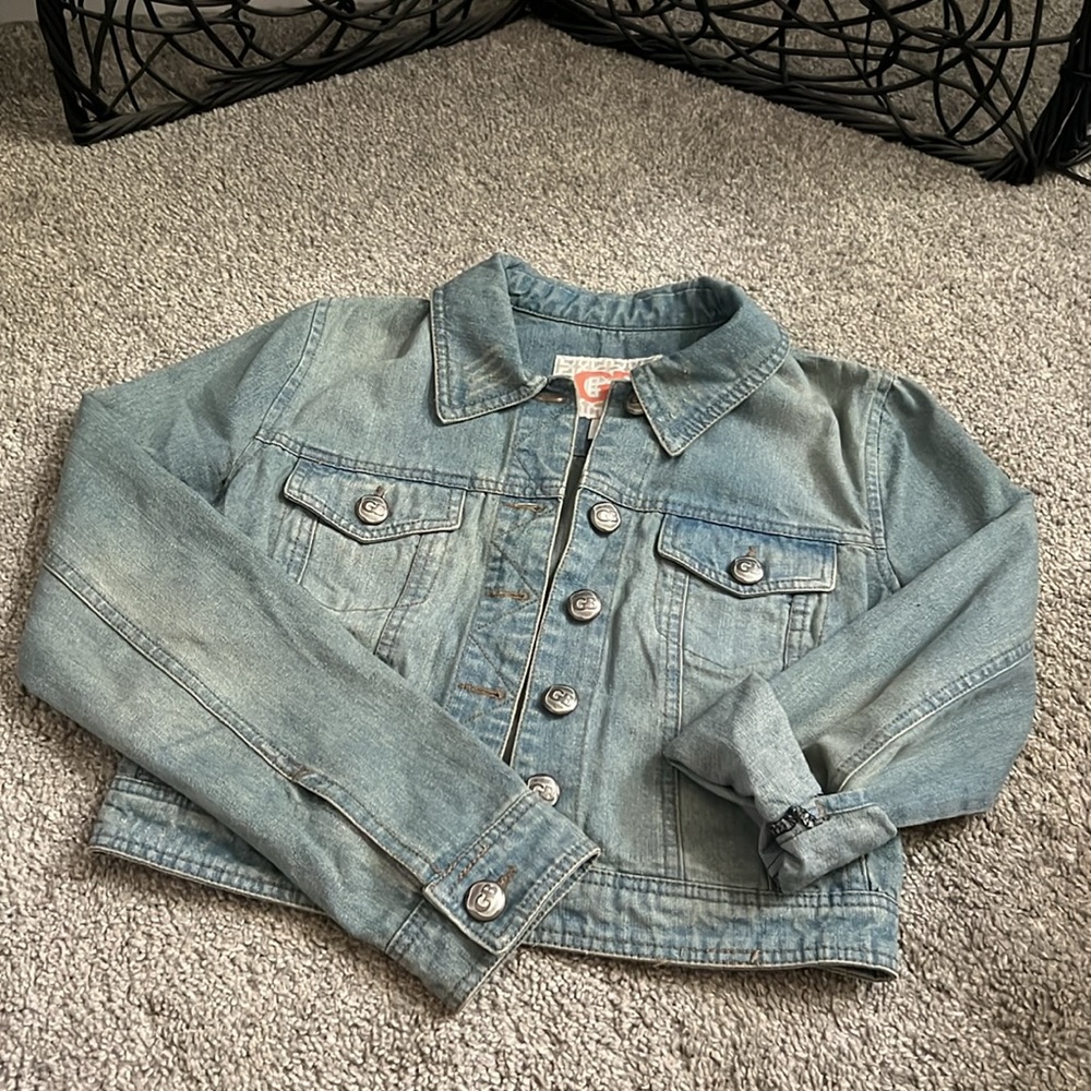 Cropped Light Denim Jacket - Picture 2 of 7